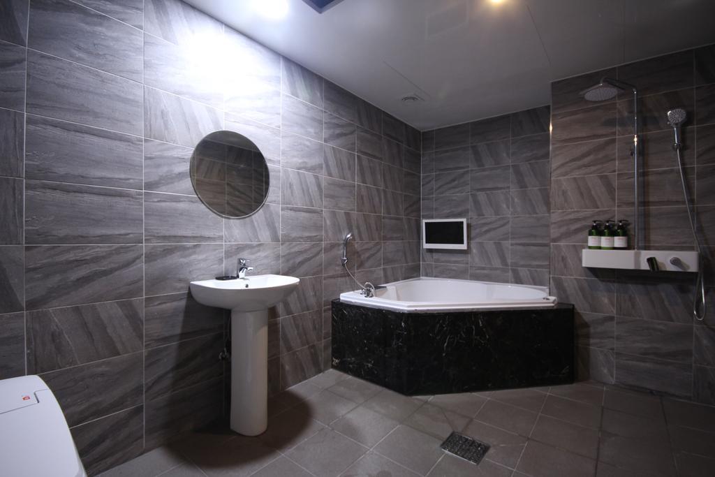 Dove Hotel Улсан Екстериор снимка